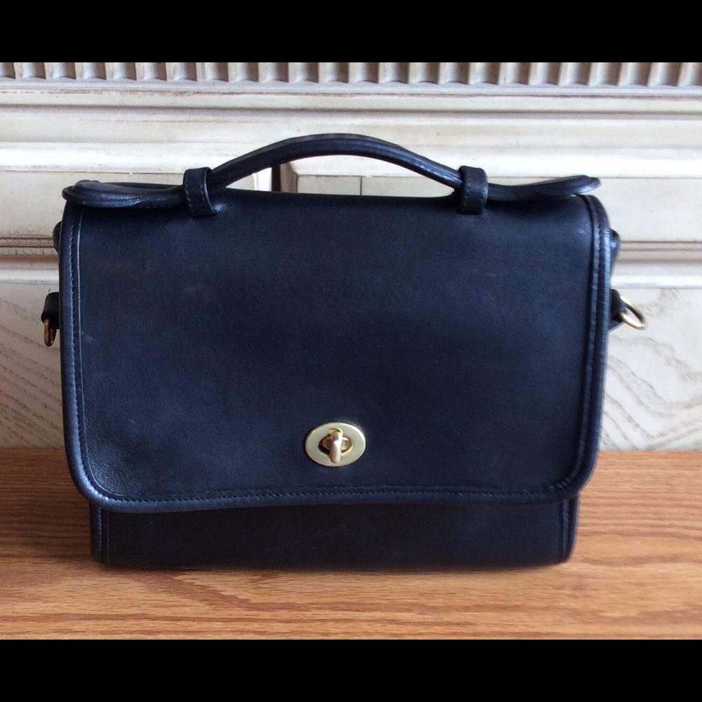 Vintage Coach Court-Black leather